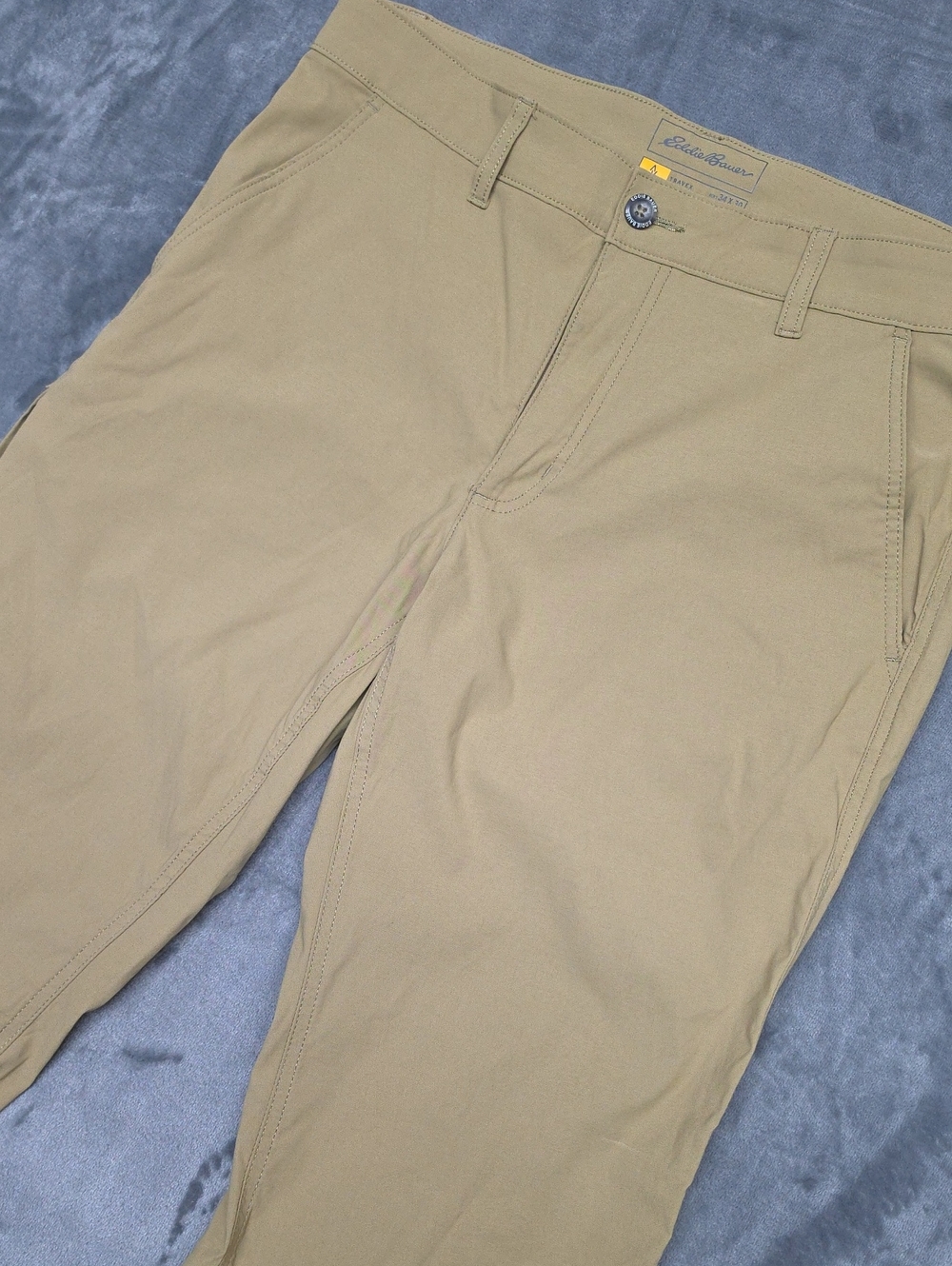 Eddie Bauer Travex Tan Chino Pants - Straight Fit Sz 34